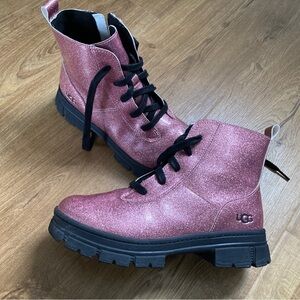 UGG Girls' Ashton Lace Up Glitter Boots (Youth) size 5